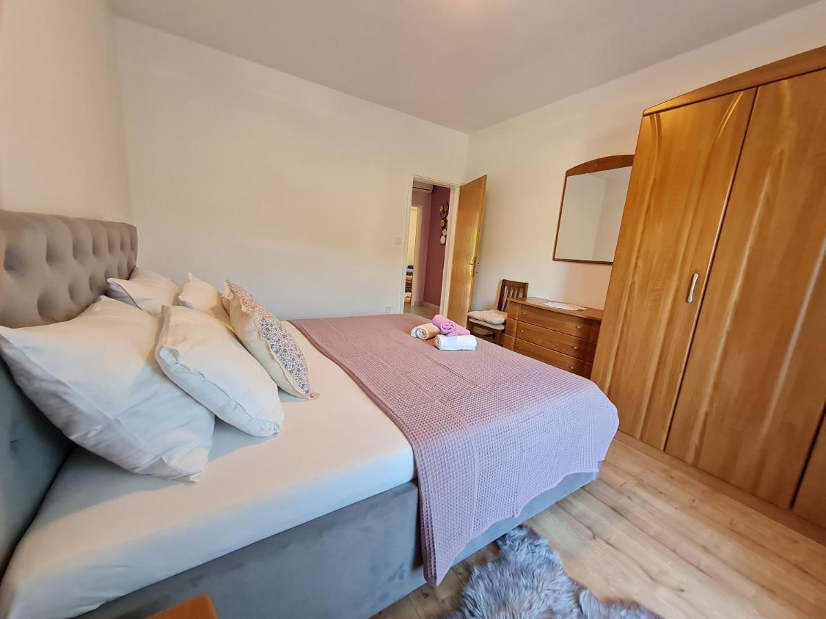 Apartments Nada Mundanije Eksteriør bilde